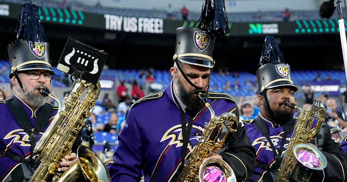 Jason Kelce shows musical prowess with Baltimore Ravens’ band